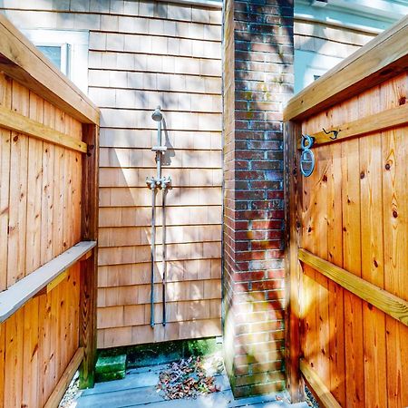 The Spray Villa Harwich Port Exterior photo